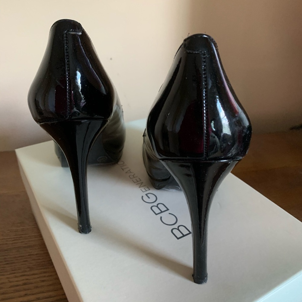 BCBG Black Patent Heels - Picture 5 of 7